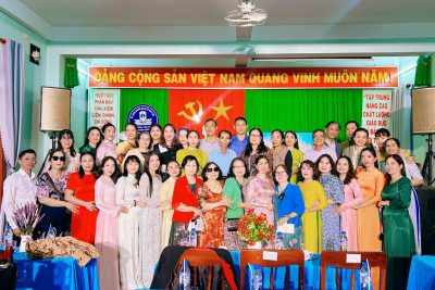 TỌA ĐÀM KỶ NIỆM 43 NĂM NGÀY NHÀ GIÁO VIỆT NAM